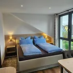 Rana's - 4*