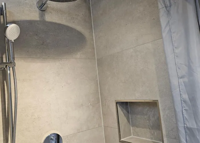 Oda ve Kahvaltı Rana's - 4*