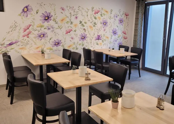 Rana's - 4* רוסט