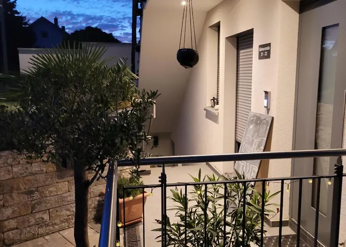 Rana's - Oda ve Kahvaltı 4*